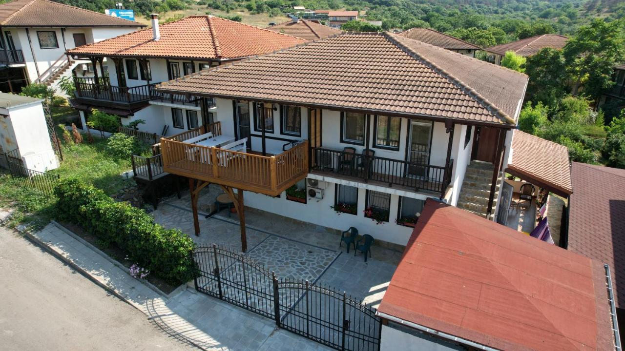 Apartment Nikol Созопол Екстериор снимка
